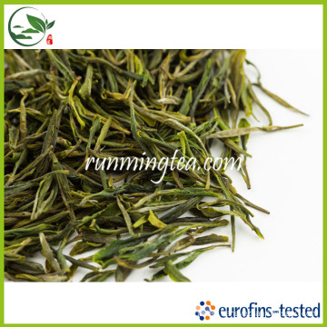 Dark Green Color Tea Leaves